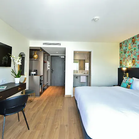 Hotel La Villa Port D'Antibes & Spa-2